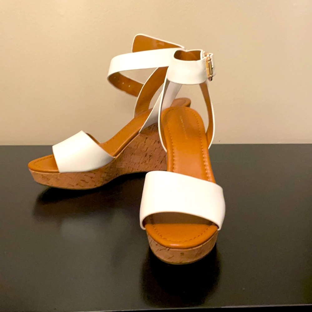 Tommy Hilfiger White Wedges Size 10